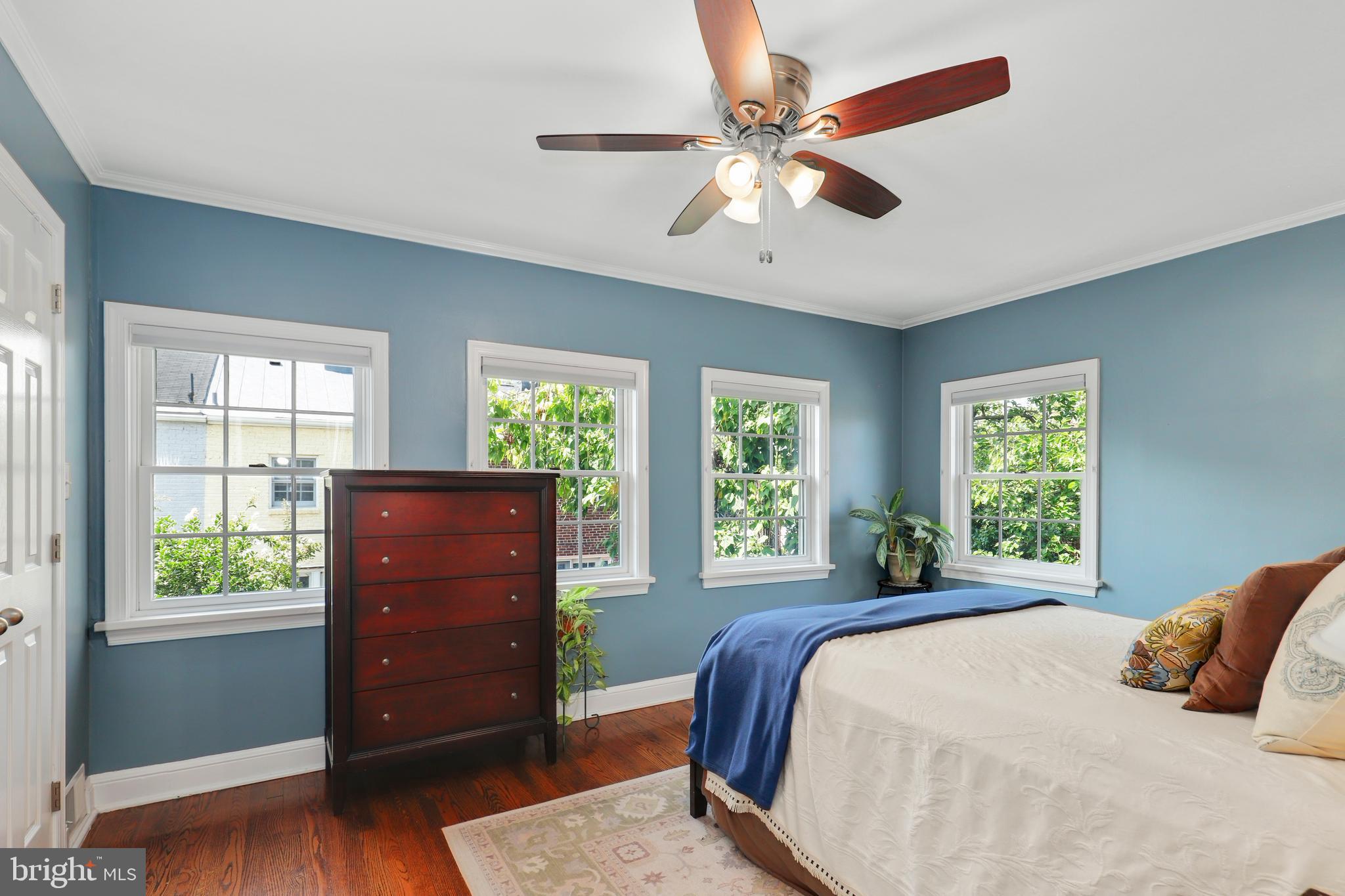 1220 Portner Road Alexandria, VA 22314 - Photo 15 of 54