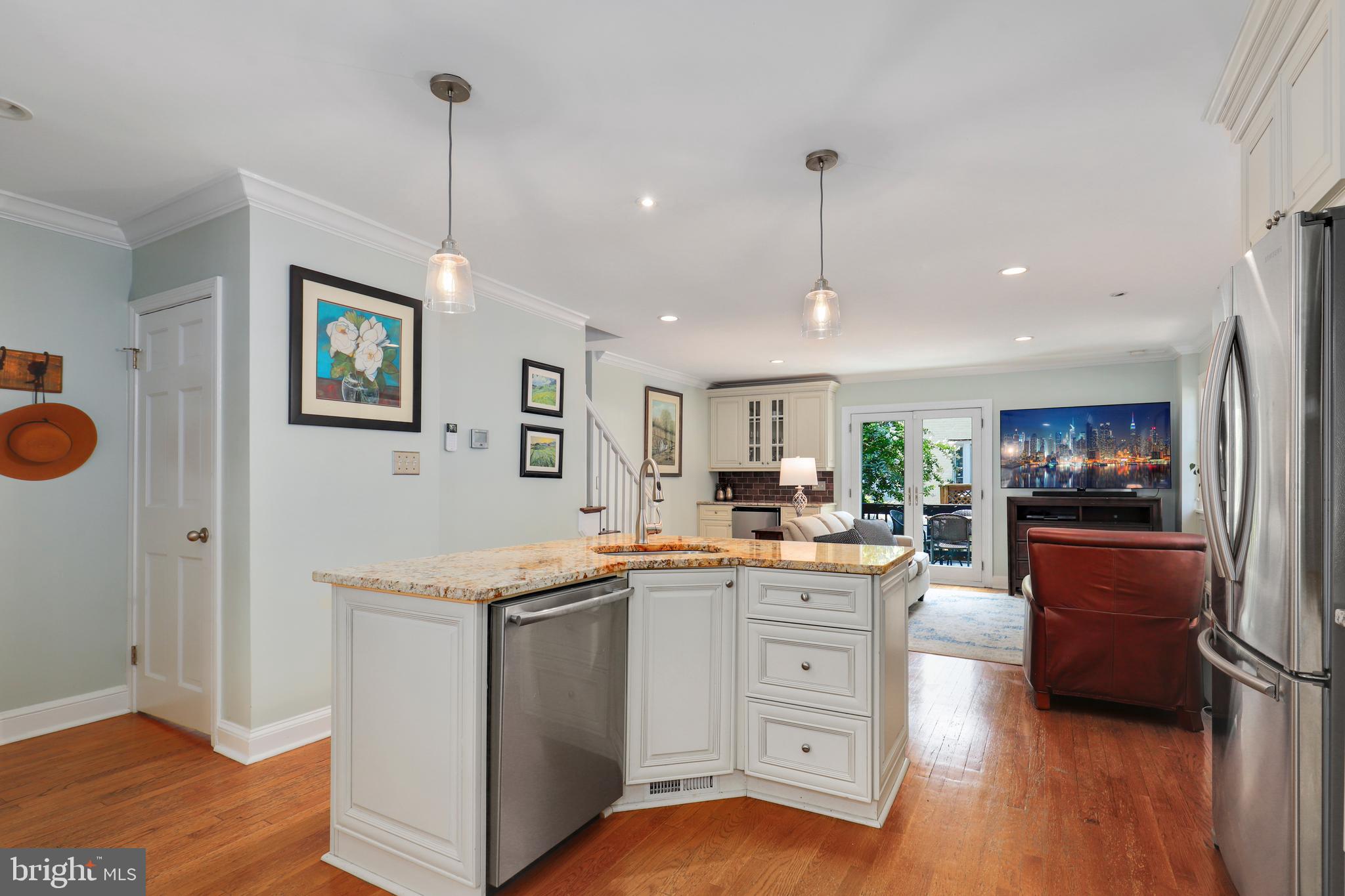 1220 Portner Road Alexandria, VA 22314 - Photo 6 of 54