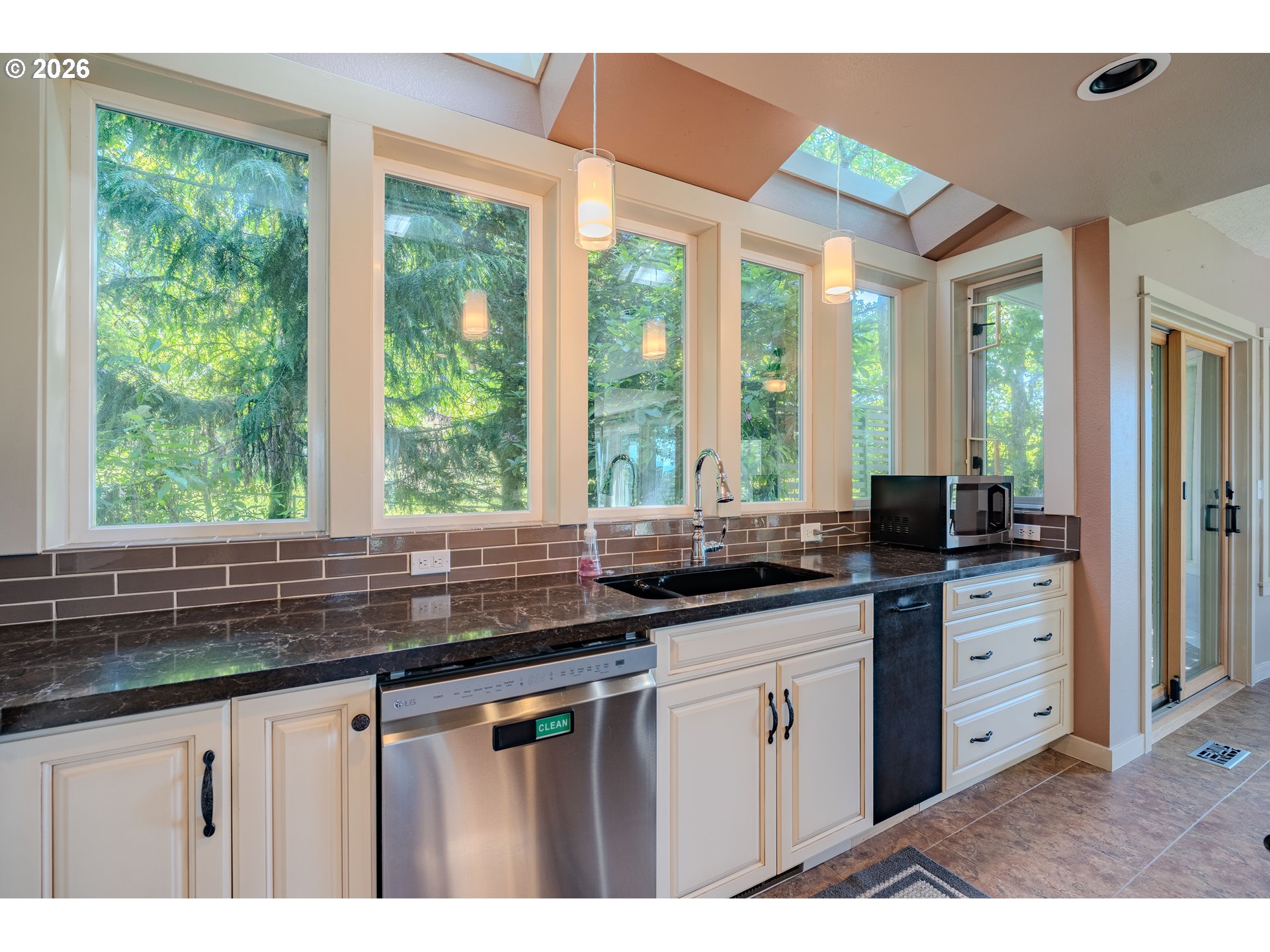 770 Taylor Road Kalama, WA 98625 - Photo 19 of 48