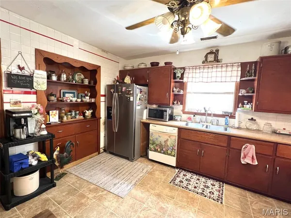 $99,900 | 715 Springfield Road, Gillespie, IL 62033
