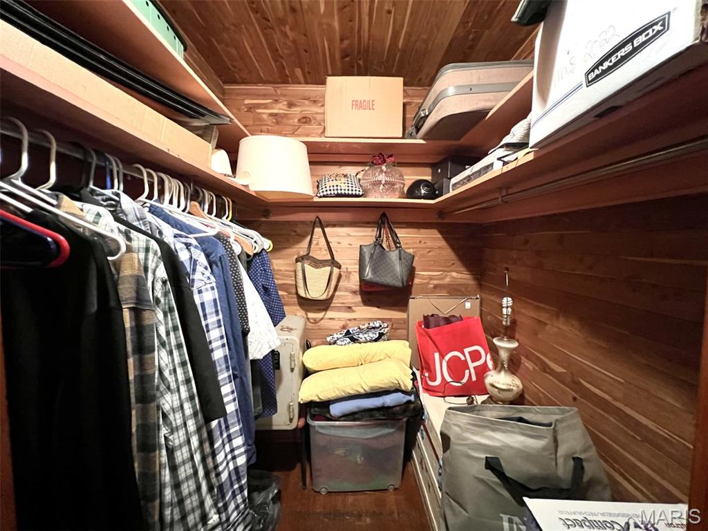 715 Springfield Road Gillespie, IL 62033 - Photo 18 of 28