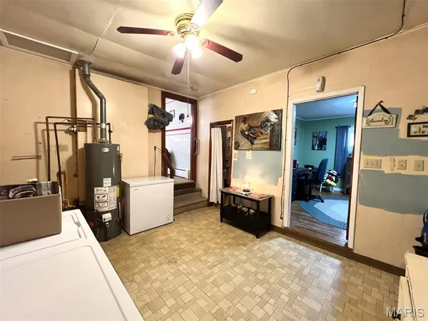$99,900 | 715 Springfield Road, Gillespie, IL 62033