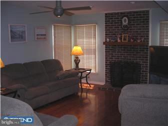 43 Manchester Road Eastampton, NJ 08060 - Photo 2 of 9 Family Room