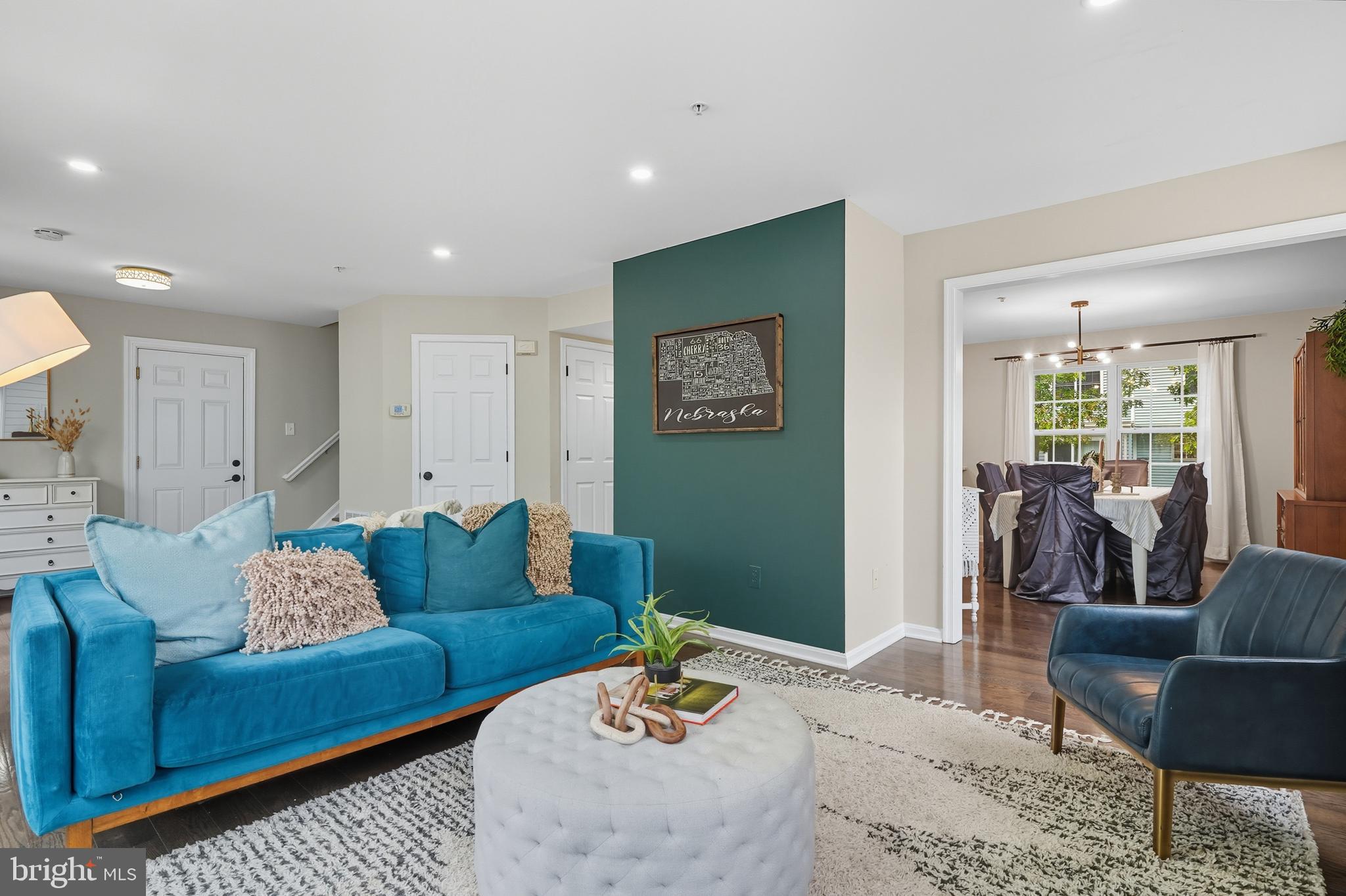 3100 Hillside Avenue Cheverly, MD 20785 - Photo 8 of 58 a living room with furniture and a table