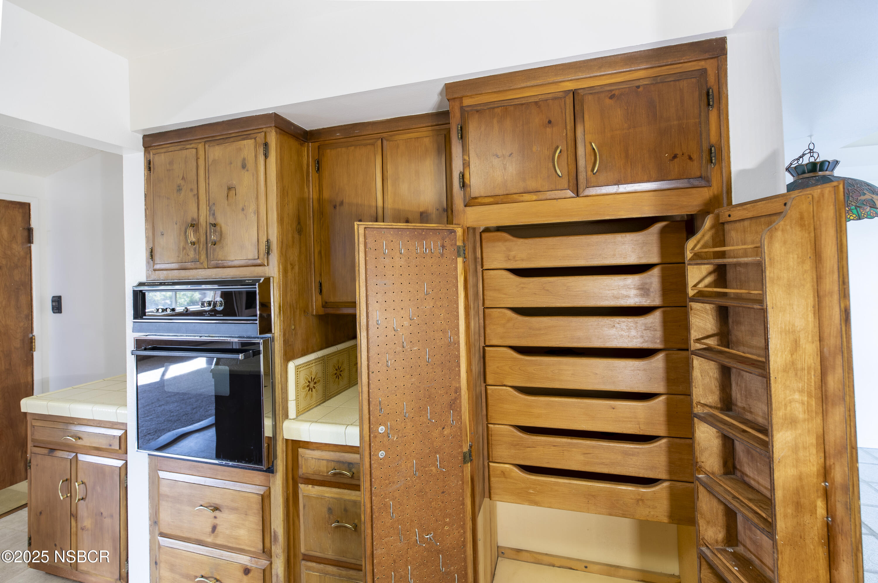 1117 Orchid Street Lompoc, CA 93436 - Photo 11 of 60 Tom Hinkens Best Edit-37