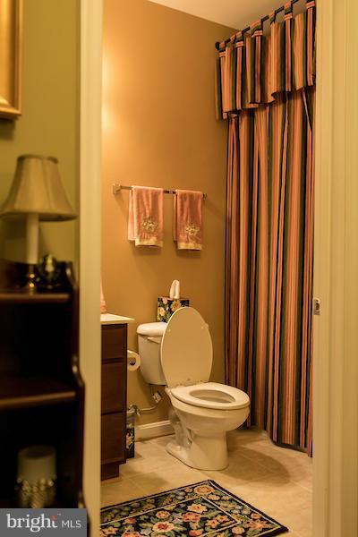 7305 Maplecrest Road, Unit 307 Elkridge, MD 21075 - Photo 23 of 27 Bath