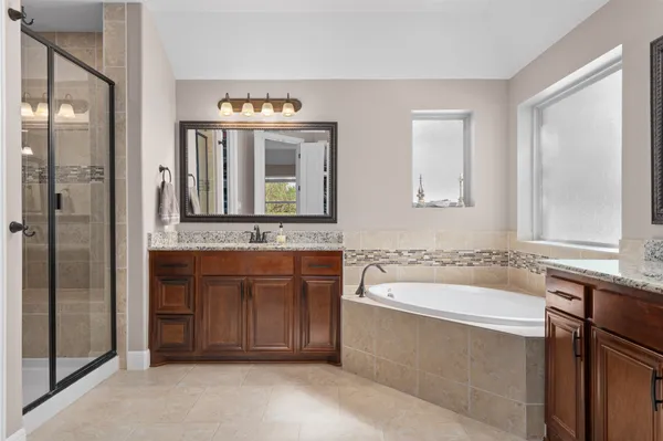 $775,000 | 164 Milestone Road, Liberty Hill, TX 78642