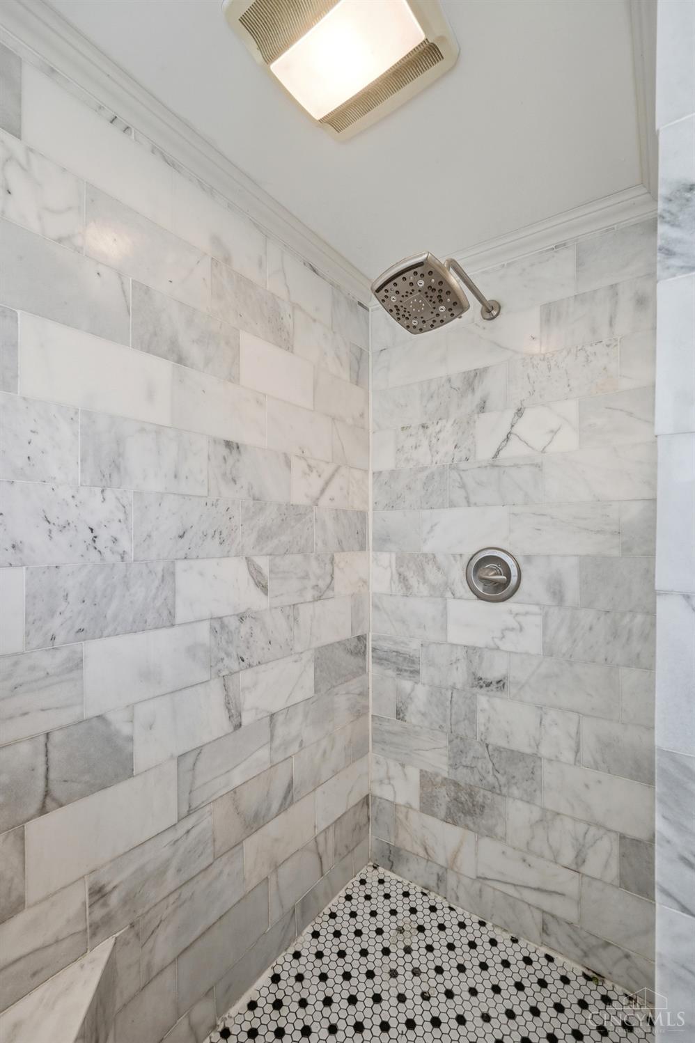 5792 Gaines Road Cincinnati, OH 45247 - Photo 27 of 73