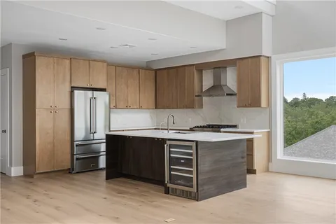 $1,395,000 | 43 12th Street, Unit A, Providence, RI 02906