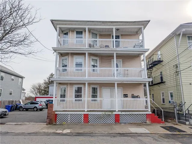 $2,450 | 17 Marietta Street, Unit 1, Providence, RI 02904