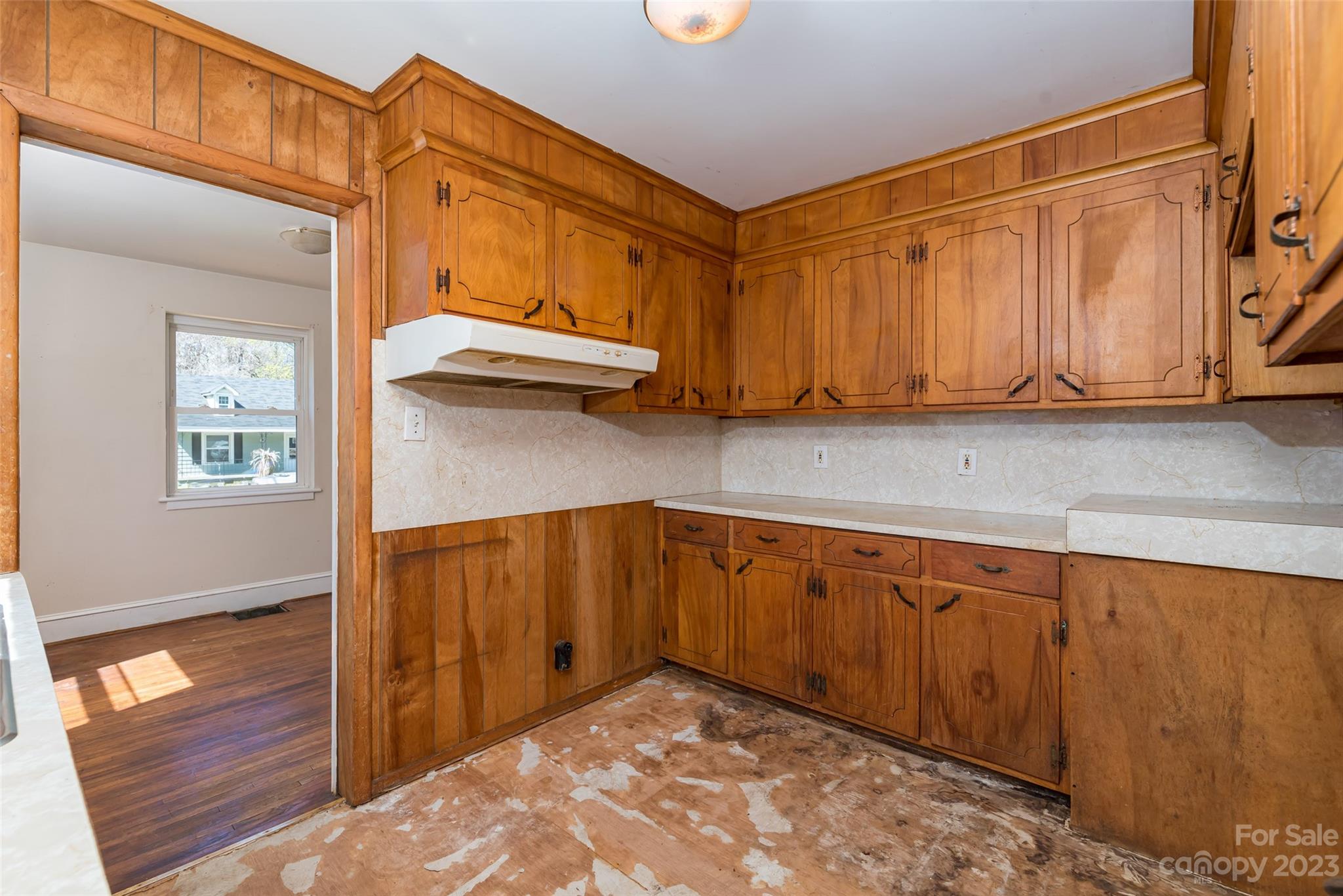 1249 Edgewood Road Charlotte, NC 28208 - Photo 13 of 26 Gallery Image 13