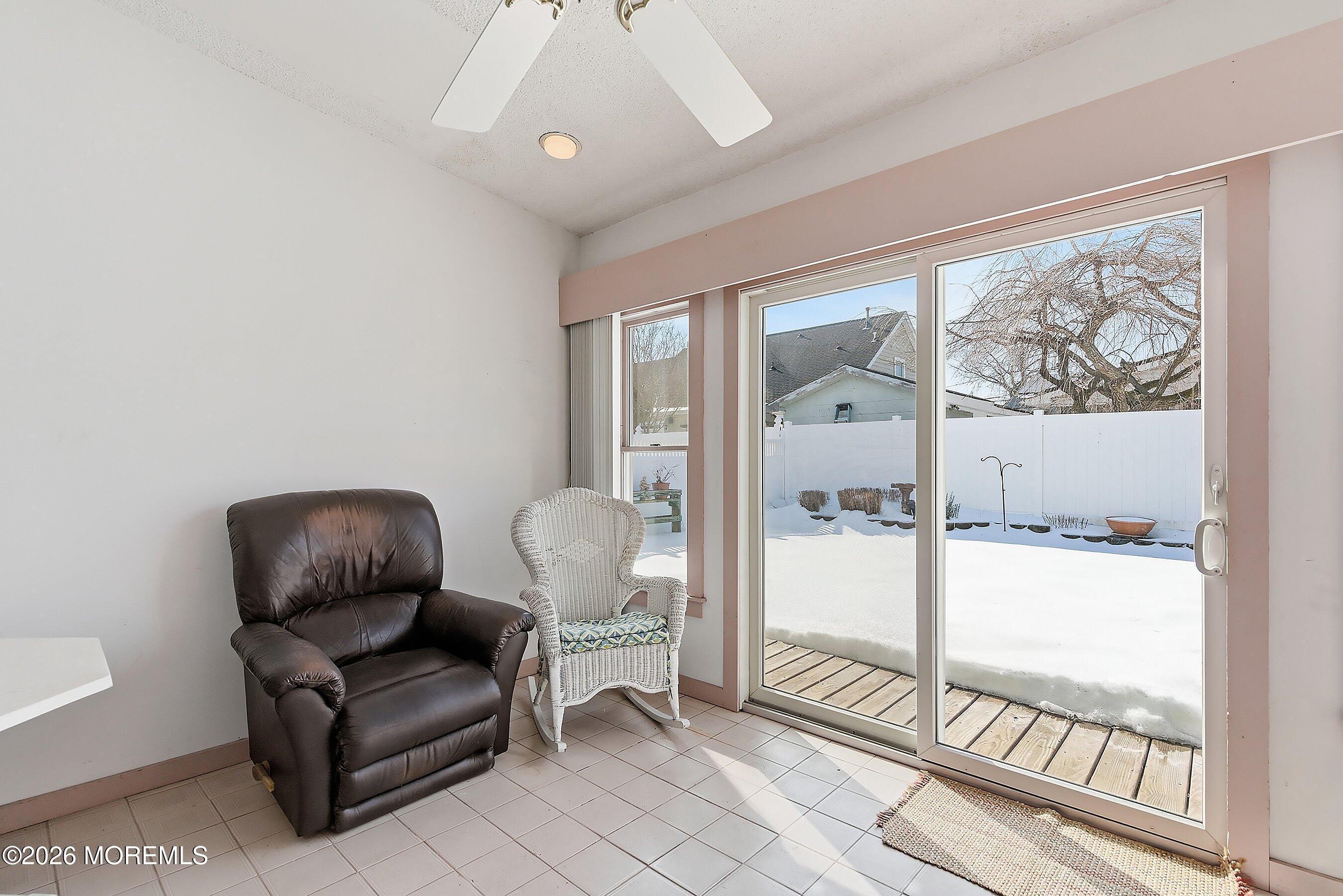 1846 Riviera Parkway Point Pleasant, NJ 08742 - Photo 24 of 66 27-Sitting Area