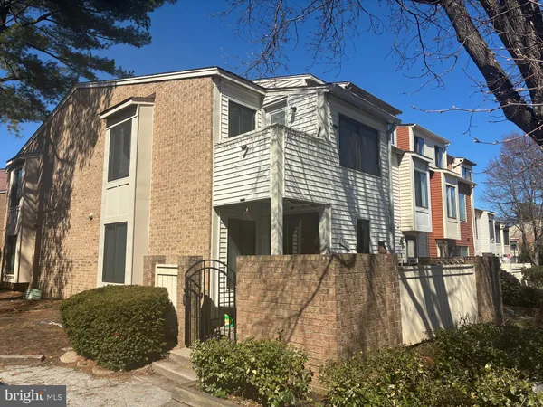 $333,000 | 18600 Nathans Place, Montgomery Village, MD 20886