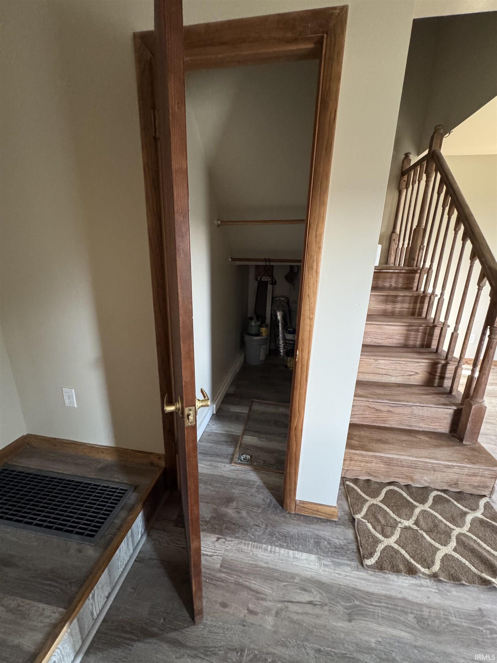 11522 Nobles Chapel Road Elberfeld, IN 47613 - Photo 13 of 36