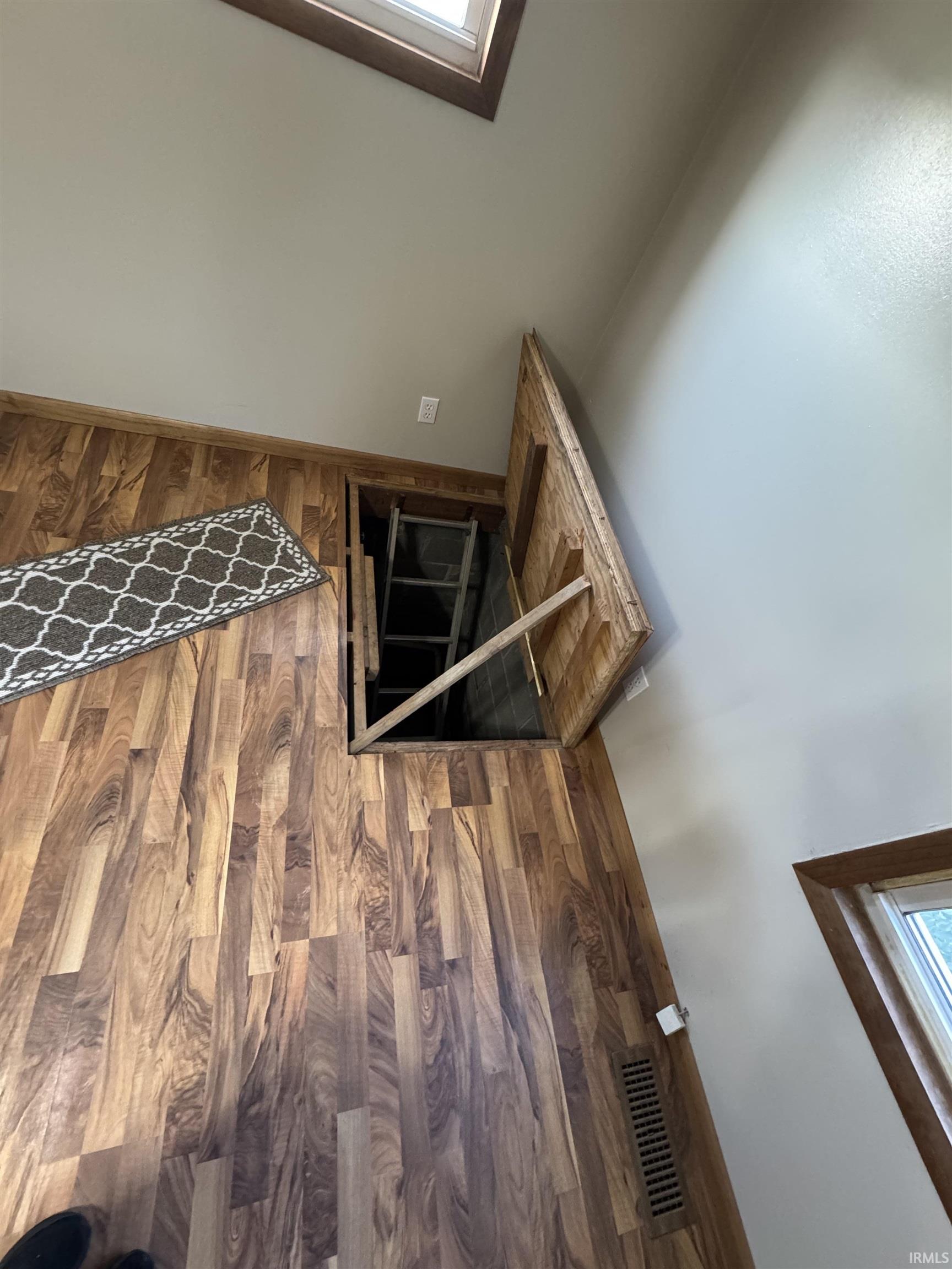 11522 Nobles Chapel Road Elberfeld, IN 47613 - Photo 28 of 36