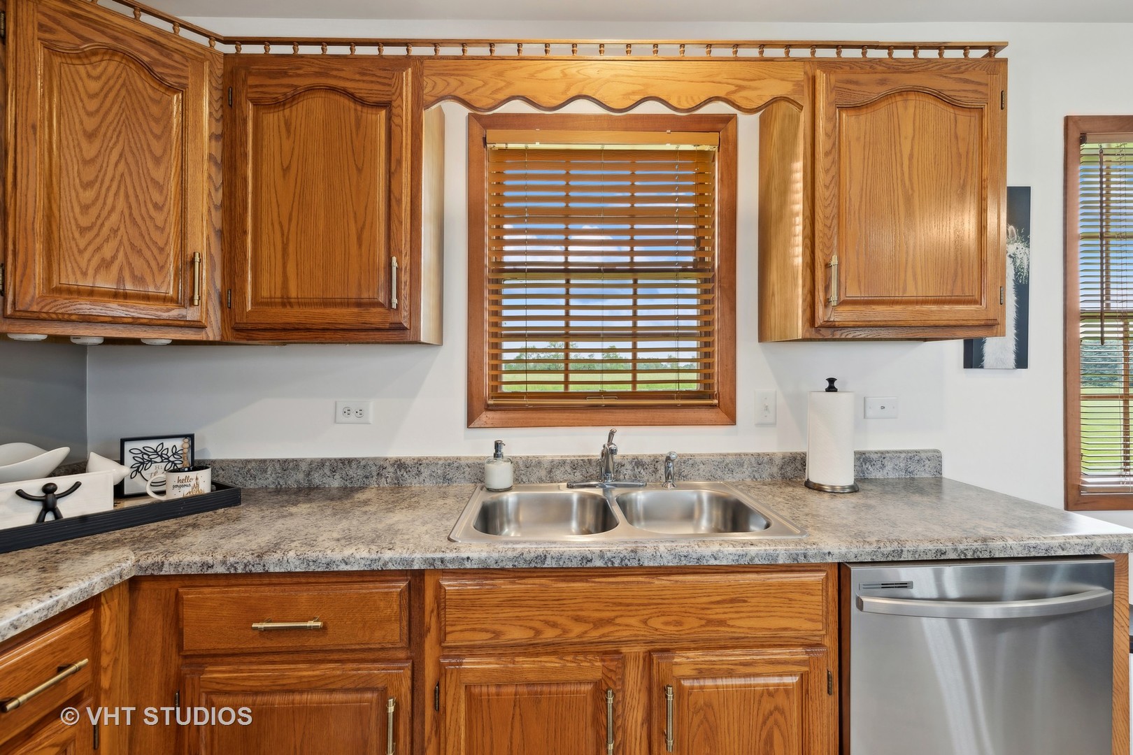1444 East Corning Road Beecher, IL 60401 - Photo 13 of 33 a kitchen with granite countertop a sink and a granite counter tops