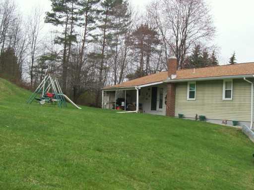 160 Silver Spgs Road New Brighton, PA 15066 - Photo 2 of 8 Other.