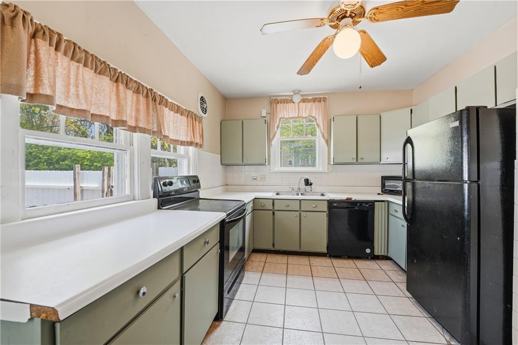 224 West Market Street Mercer, PA 16137 - Photo 4 of 28