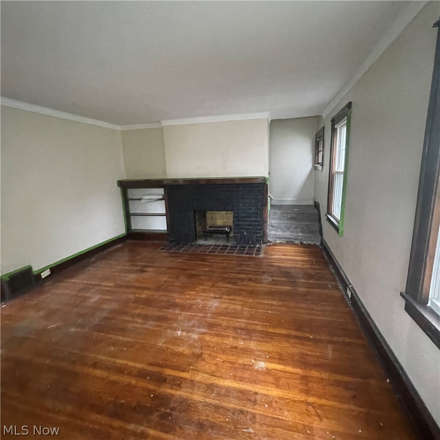 3337 Sylvanhurst Road Cleveland Heights, OH 44112 - Photo 7 of 13 Living Room