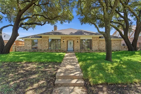 $599,990 | 3104 Pinehurst Drive, Plano, TX 75075
