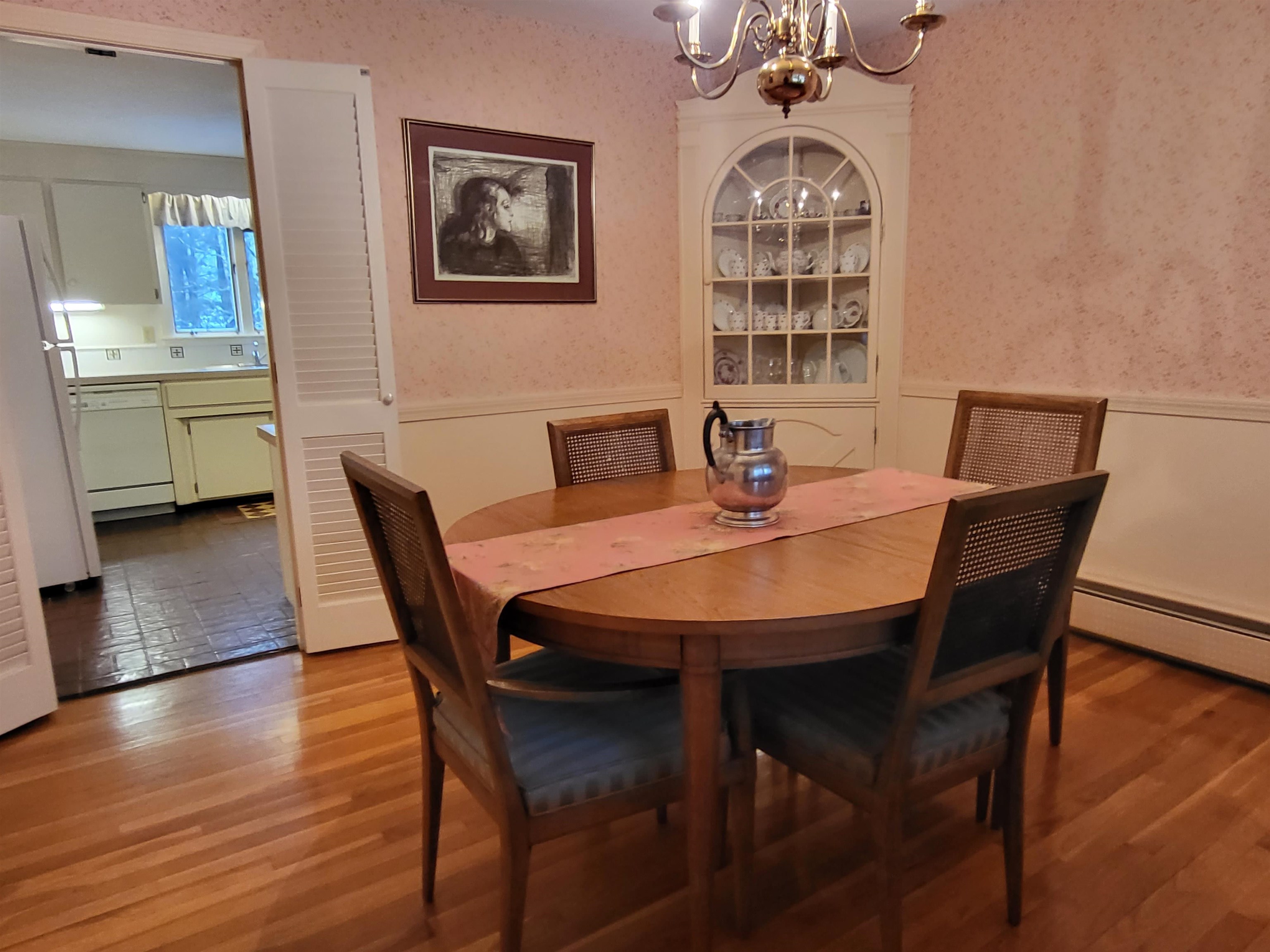 24 Smith Road Bedford, NH 03110 - Photo 11 of 40