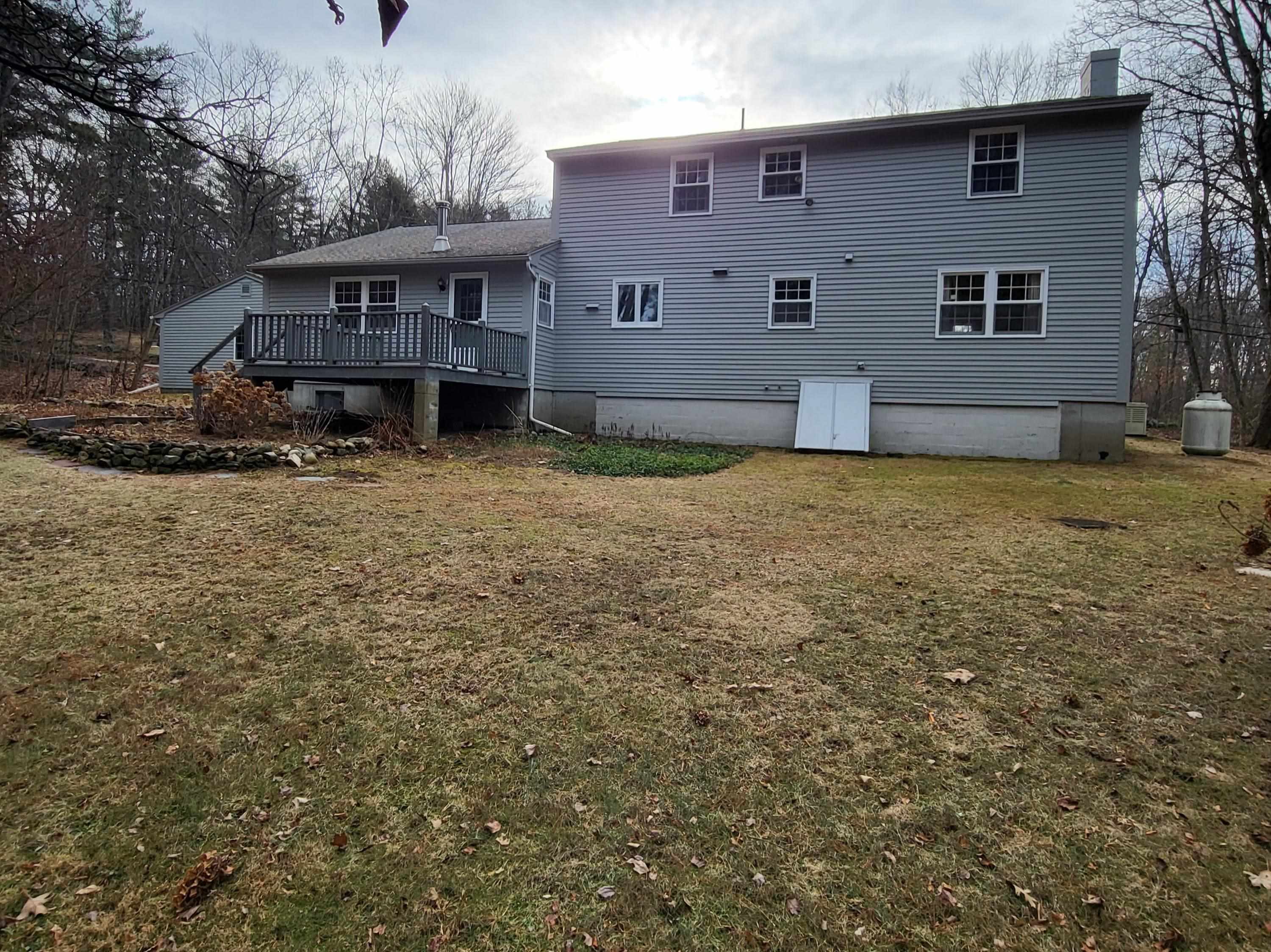24 Smith Road Bedford, NH 03110 - Photo 3 of 40