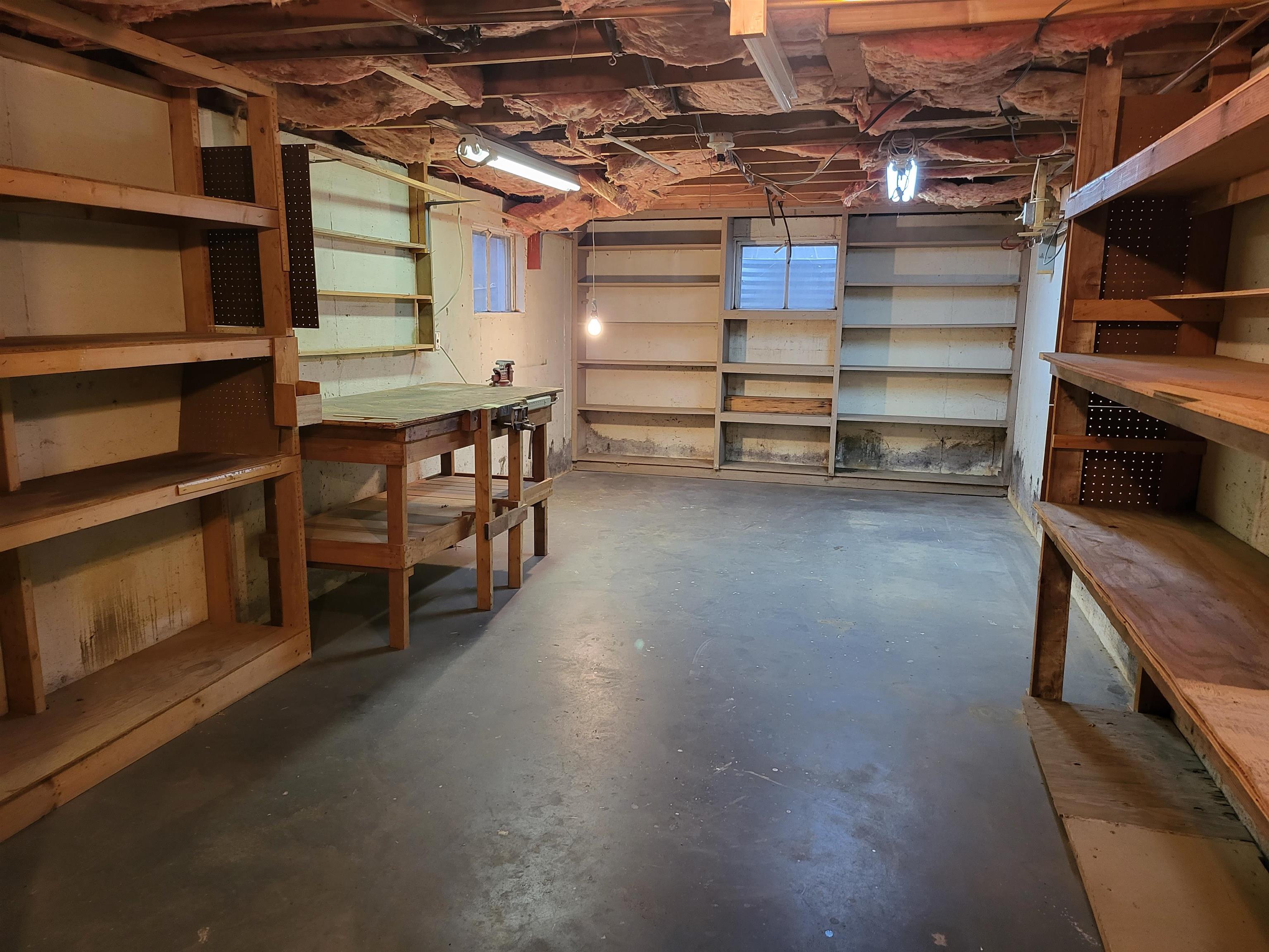 24 Smith Road Bedford, NH 03110 - Photo 37 of 40