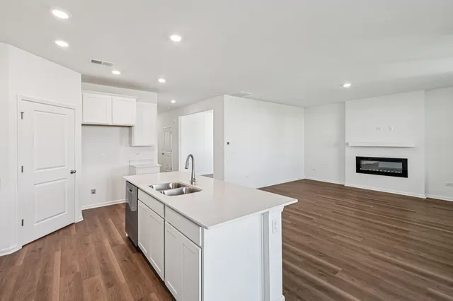 $494,990 | 1244 Wild Tulip Court, Bartlett, IL 60103