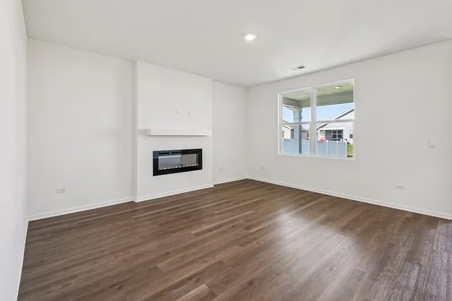 $494,990 | 1244 Wild Tulip Court, Bartlett, IL 60103