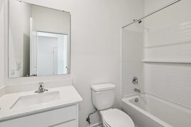 $494,990 | 1244 Wild Tulip Court, Bartlett, IL 60103