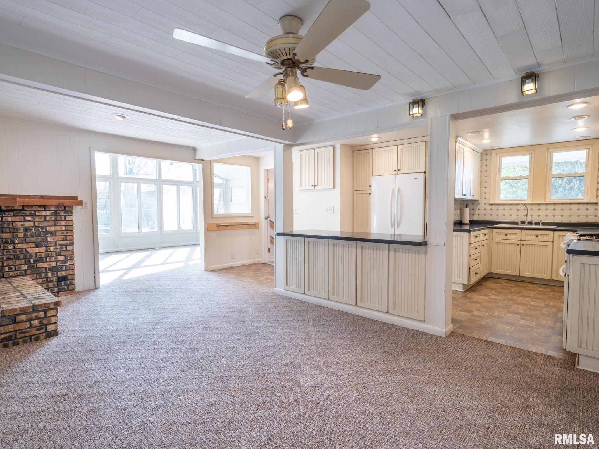 1804 West Alta Road Peoria, IL 61615 - Photo 18 of 38 Gallery Image 18