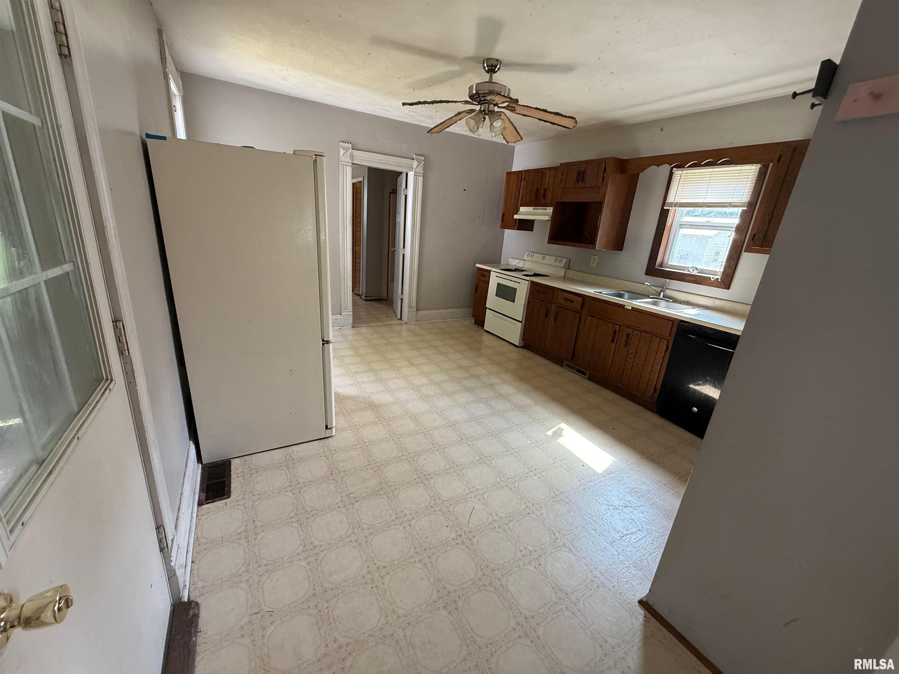 204 Prairie Street Franklin, IL 62638 - Photo 19 of 38