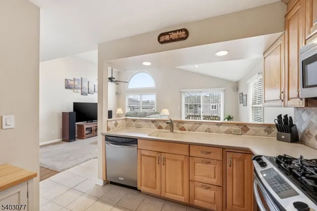 $550,000 | 1038 Estates Boulevard, Hamilton, NJ 08690