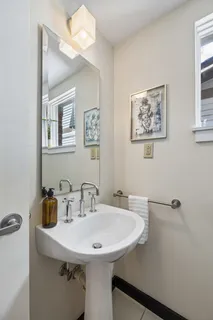 $550,000 | 807 18th Avenue South, Unit 306, Nashville, TN 37203