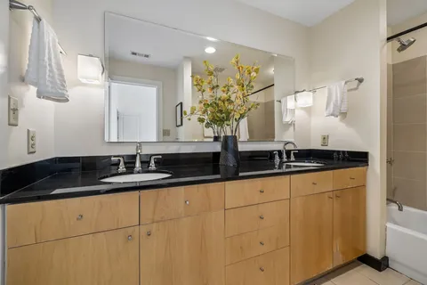 $550,000 | 807 18th Avenue South, Unit 306, Nashville, TN 37203