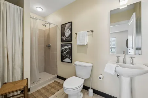 $550,000 | 807 18th Avenue South, Unit 306, Nashville, TN 37203