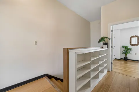 $550,000 | 807 18th Avenue South, Unit 306, Nashville, TN 37203