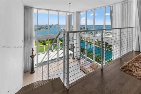 $1,750,000 | 1040 Biscayne Boulevard, Unit 3101, Miami, FL 33132