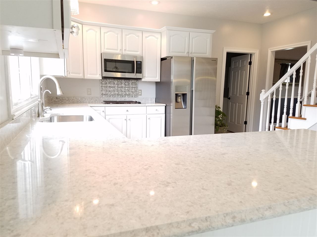 14822 Clover Ridge Drive Granger, IN 46530 - Photo 6 of 36 Gallery Image 6