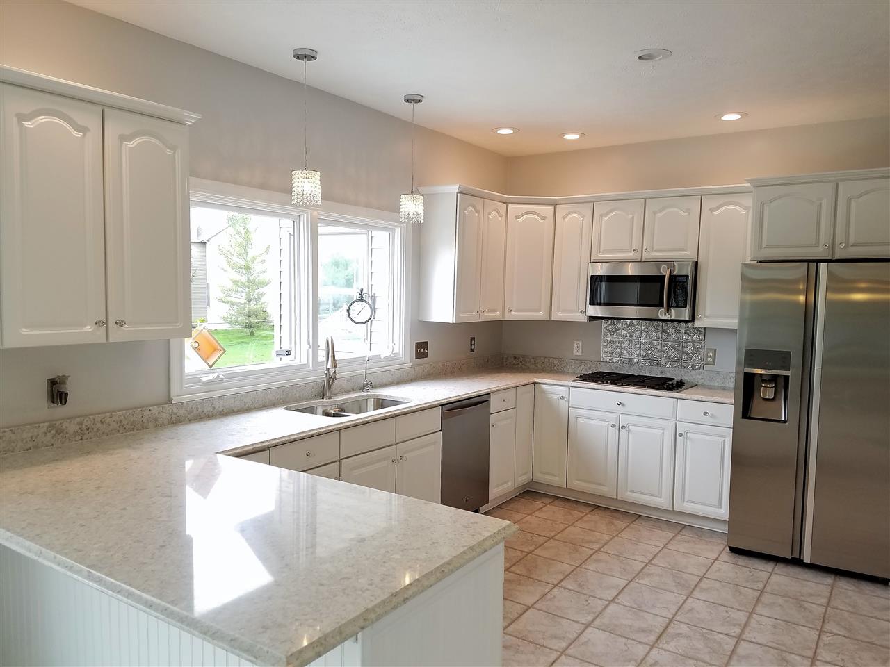 14822 Clover Ridge Drive Granger, IN 46530 - Photo 7 of 36 Gallery Image 7