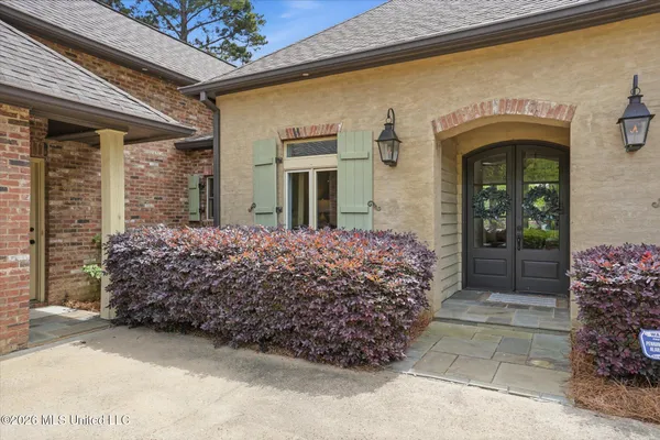 $499,900 | 502 Eastlake Forest Drive, Brandon, MS 39047