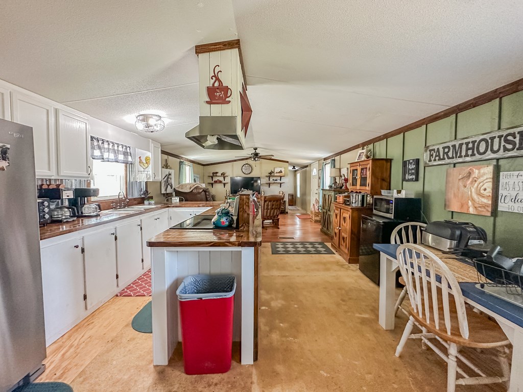 543 St Stephens Road Slocomb, AL 36375 - Photo 8 of 22