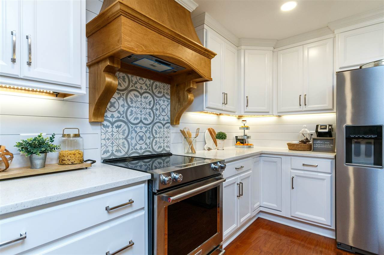4925 Brookhurst Place Raleigh, NC 27609 - Photo 13 of 30 Photo 13
