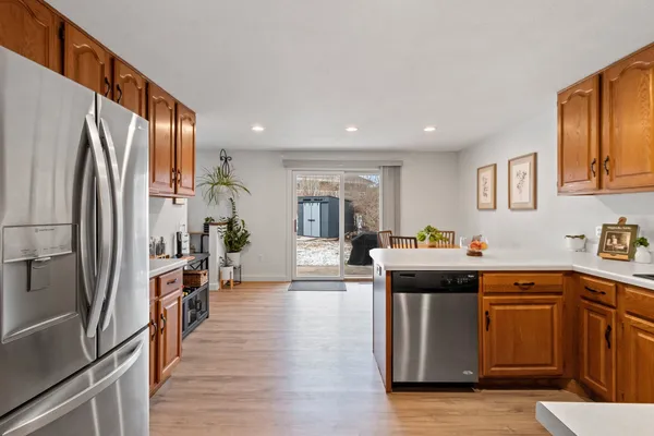 $299,900 | 1933 Anita Court, Appleton, WI 54913