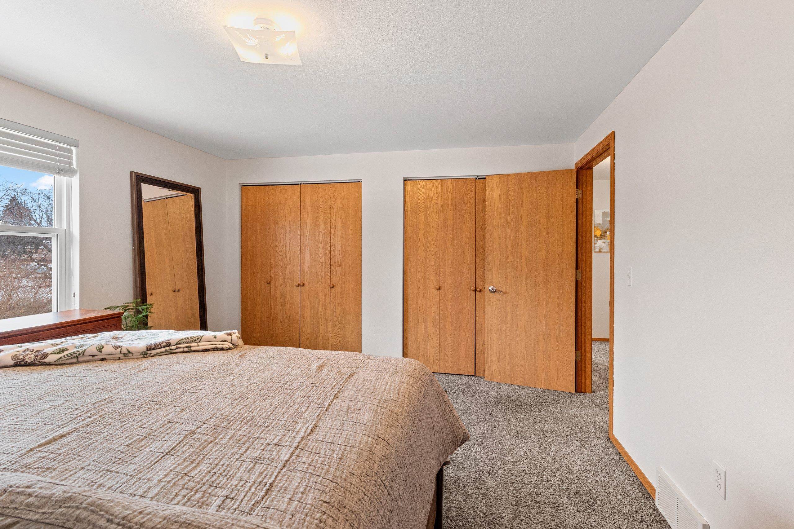 1933 Anita Court Appleton, WI 54913 - Photo 25 of 49