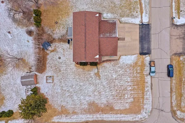 $299,900 | 1933 Anita Court, Appleton, WI 54913