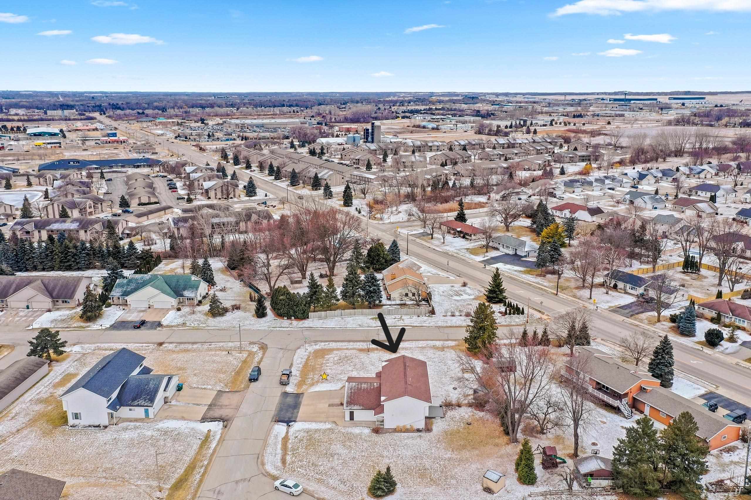 1933 Anita Court Appleton, WI 54913 - Photo 42 of 49