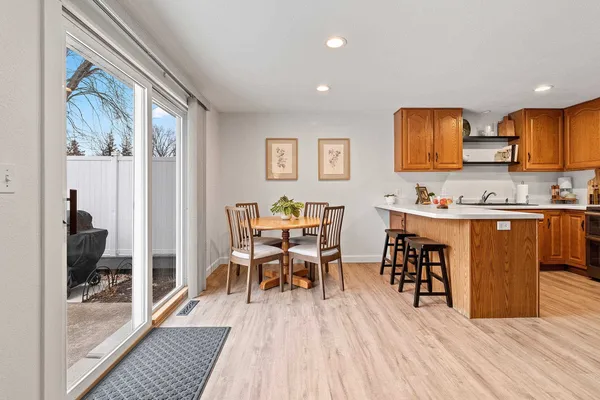 $299,900 | 1933 Anita Court, Appleton, WI 54913