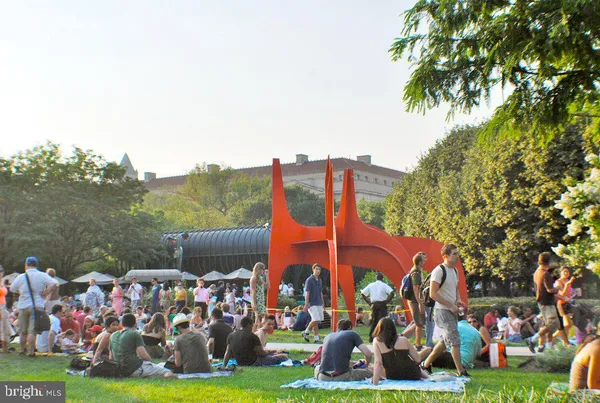 $2,550 | 616 E Street Northwest, Unit 1020, Washington, DC 20004