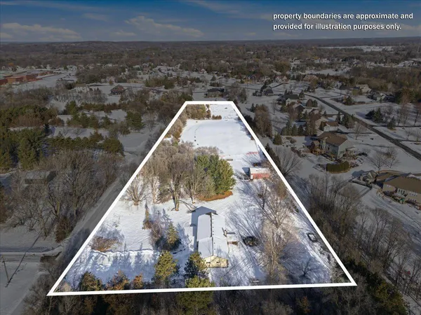 $500,000 | 823 Northview Drive, Hudson, WI 54016